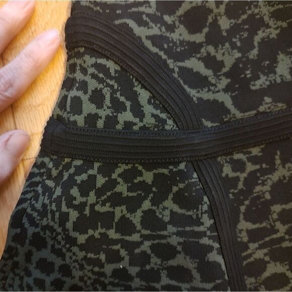 Diane von Furstenberg Flote skater skirt animal print DVF S - Picture 7 of 13